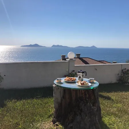Precioso Con Terreno Y Vistas A Cies 公寓 比戈