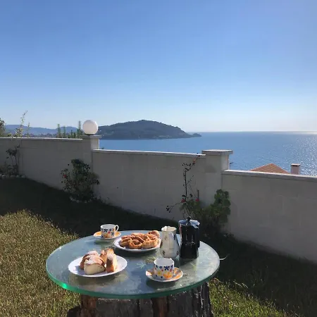 Precioso Con Terreno Y Vistas A Cies * ויגו