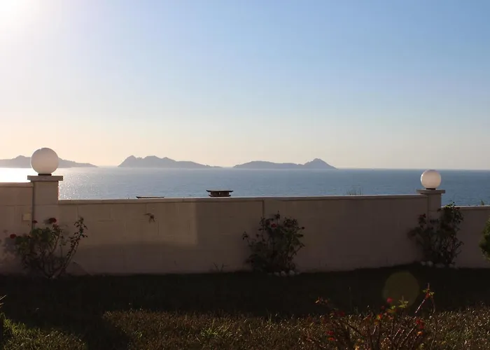 Daire Precioso Con Terreno Y Vistas A Cies Vigo